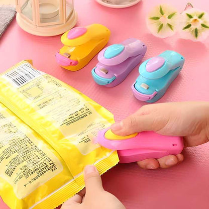 Portable Mini Sealing Machine – 2-in-1 USB Rechargeable Heat Sealer & Cutter